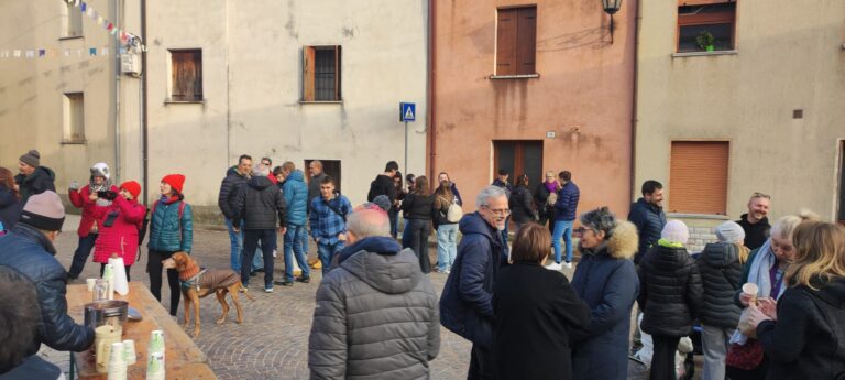 PHOTO-2025-11-23-18-45-57 2
