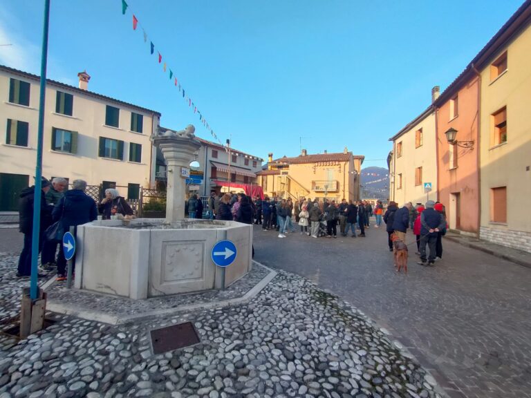 PHOTO-2025-11-23-18-45-58